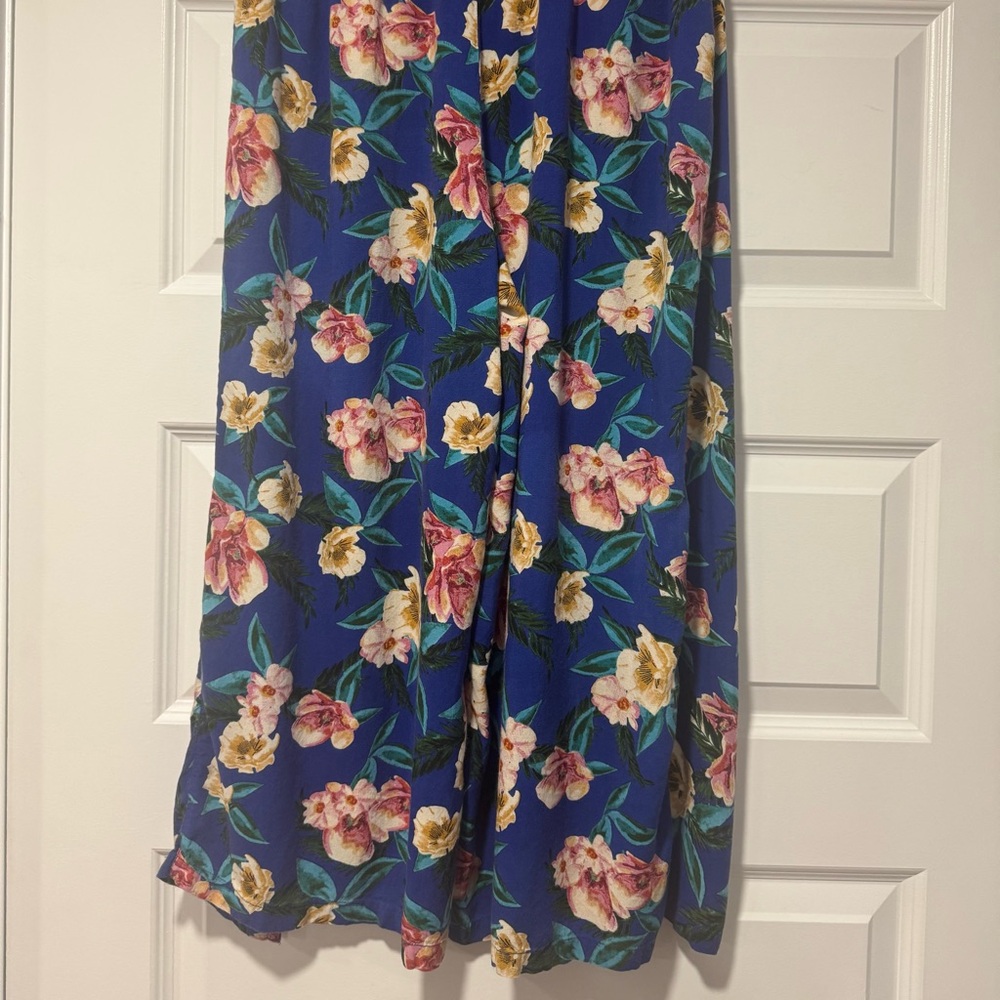 New Look Floral Wide Leg Pants - Blue and Pink - Picture 5 of 7